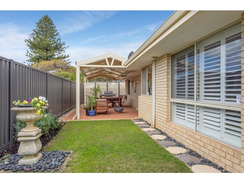 24a Bickley Crescent, Manning WA 6152