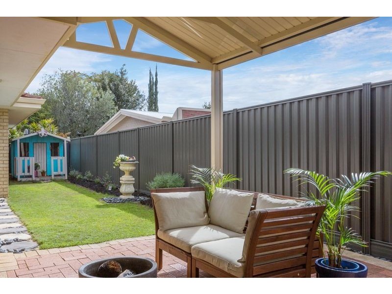 24a Bickley Crescent, Manning WA 6152