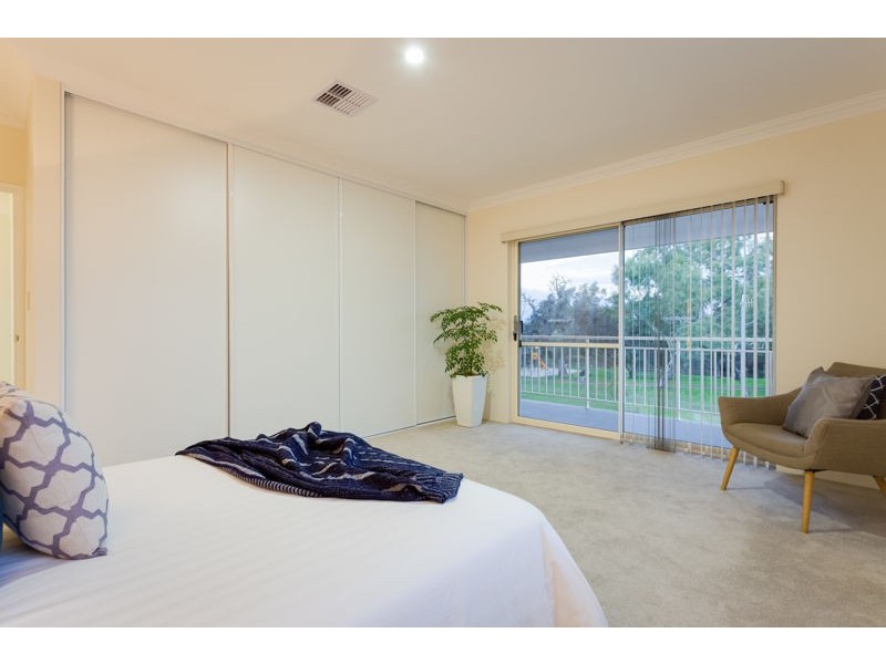 58 Kilkenny Circle, Waterford WA 6152