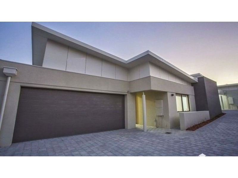 2/295 Marmion Street, Melville WA 6156