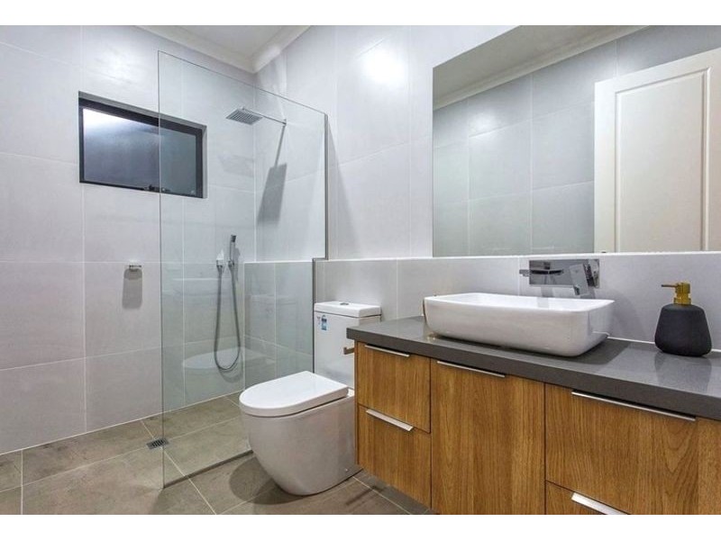 2/295 Marmion Street, Melville WA 6156