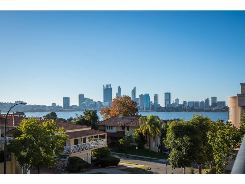 3/2 Rose Ave, South Perth WA 6151
