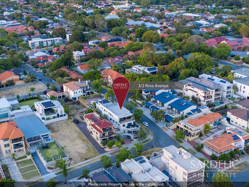 3/2 Rose Ave, South Perth WA 6151