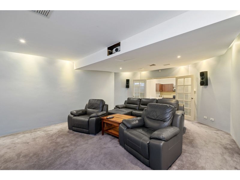 3 Pether Road, Manning WA 6152