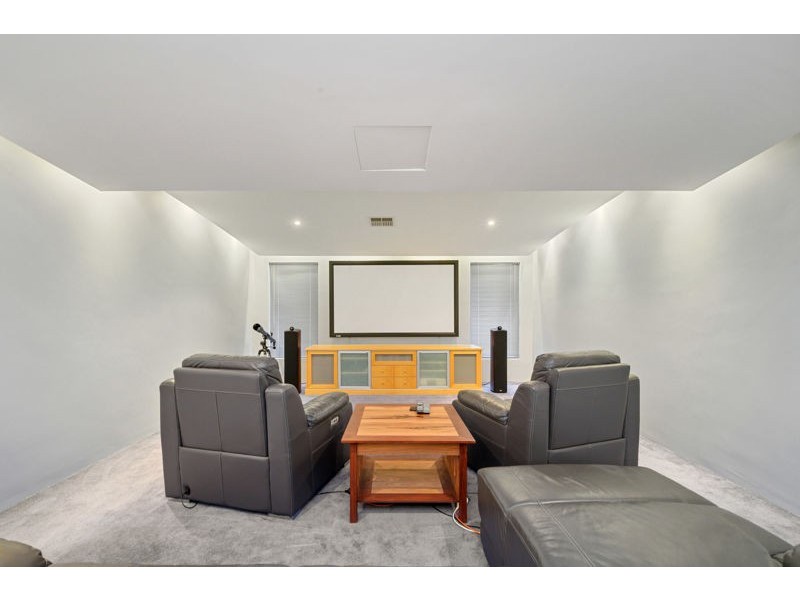 3 Pether Road, Manning WA 6152