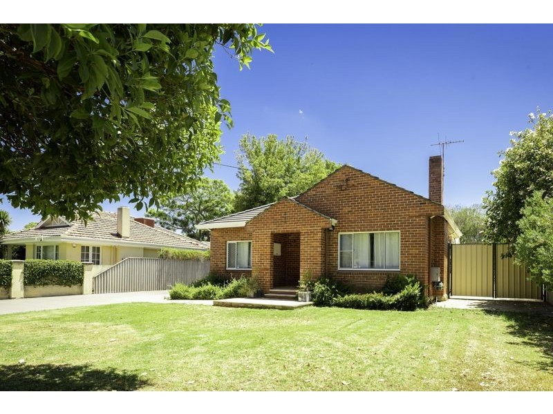 52 Hobbs Avenue, Como WA 6152