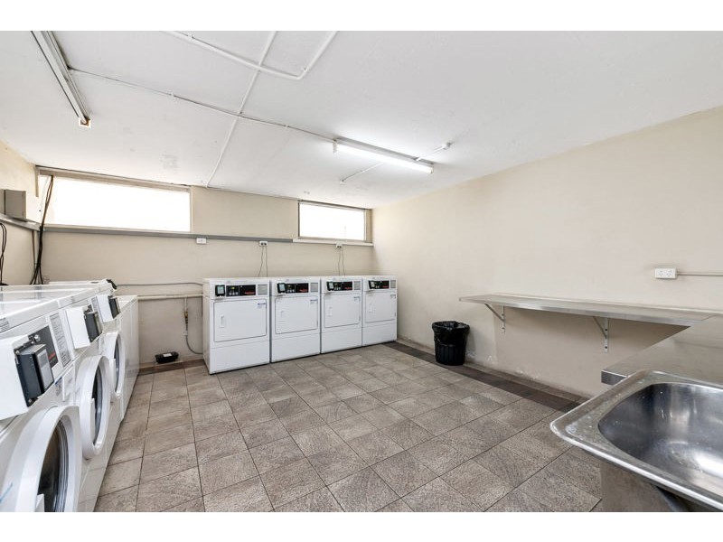 303 130a Mounts Bay Road, Perth WA 6000