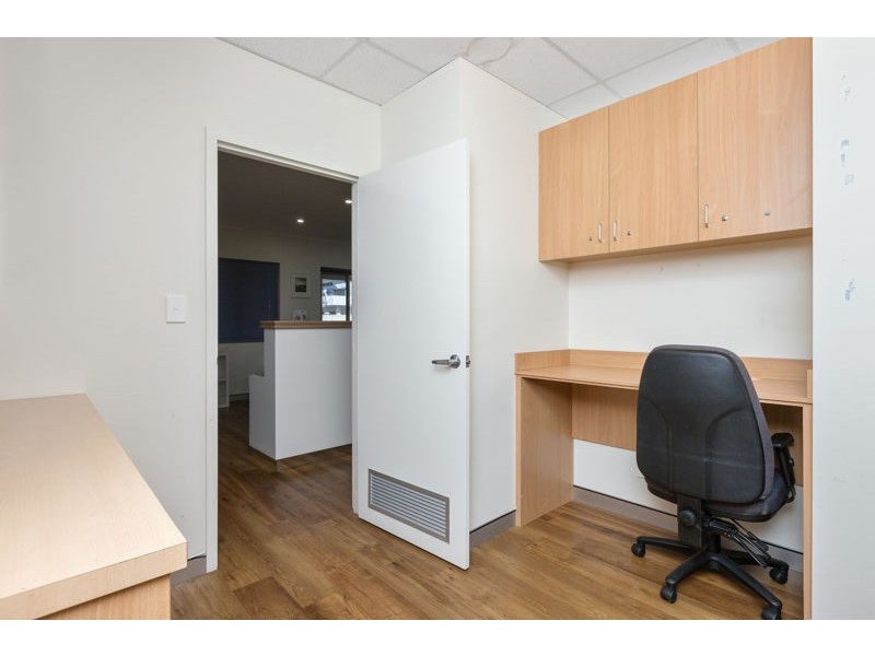 1&2/288 High Road, Riverton WA 6148