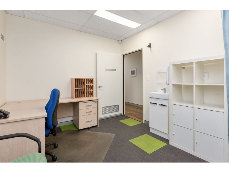 1&2/288 High Road, Riverton WA 6148