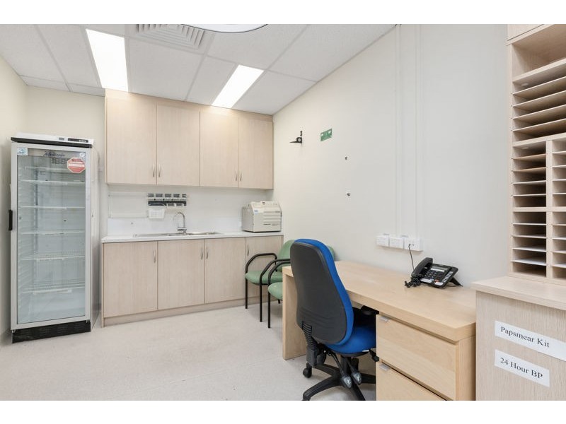 1&2/288 High Road, Riverton WA 6148