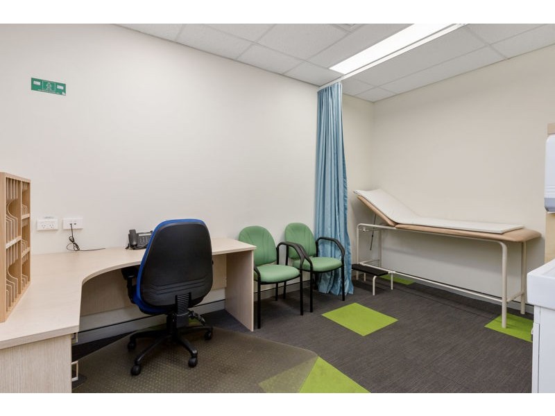 1&2/288 High Road, Riverton WA 6148