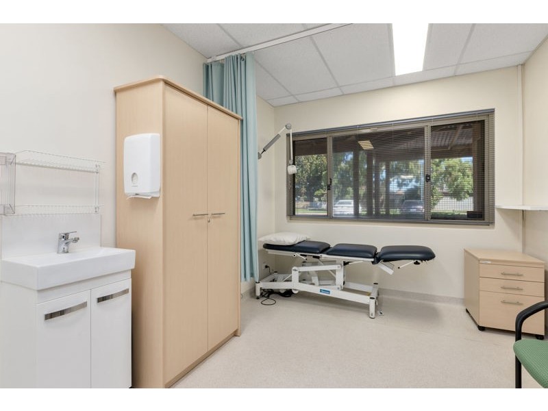 1&2/288 High Road, Riverton WA 6148