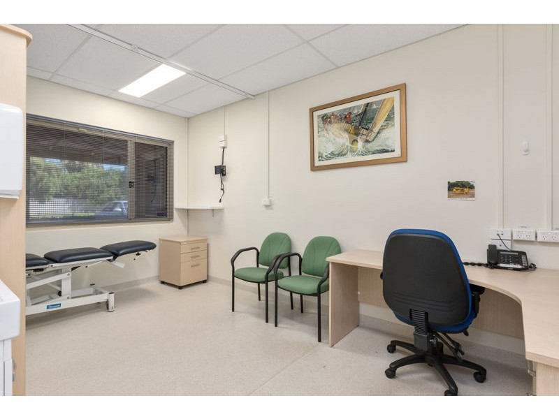 1&2/288 High Road, Riverton WA 6148