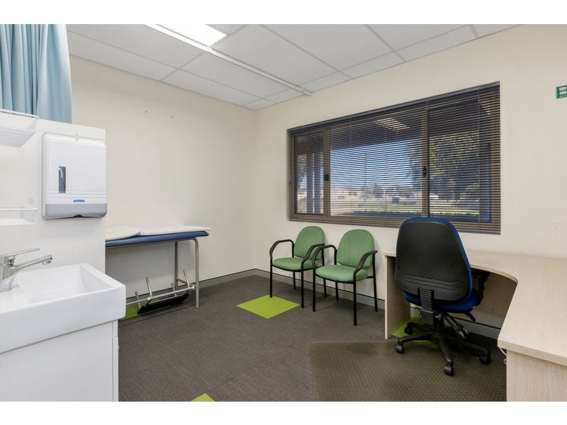 1&2/288 High Road, Riverton WA 6148