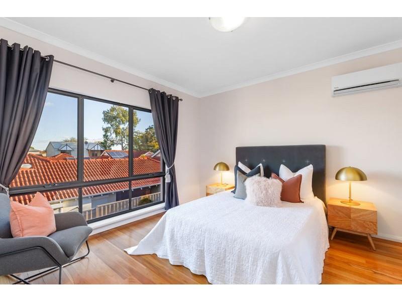 2/251 Canning Highway, Como WA 6152