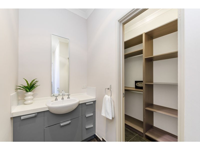 2/251 Canning Highway, Como WA 6152