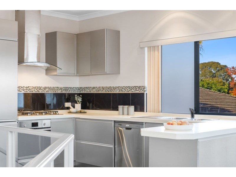2/251 Canning Highway, Como WA 6152