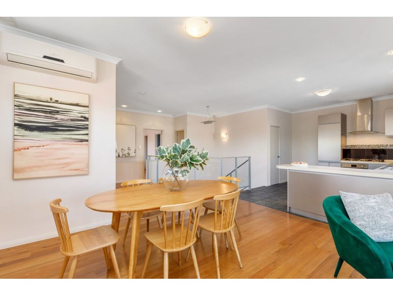 2/251 Canning Highway, Como WA 6152