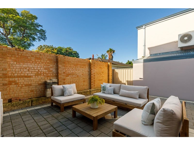 2/251 Canning Highway, Como WA 6152