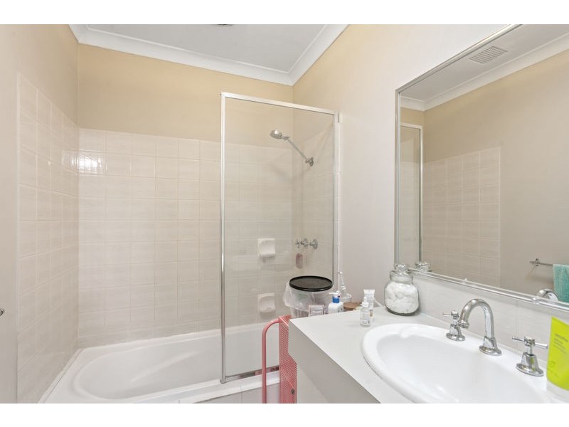 2/11 Goddard Street, Lathlain WA 6100