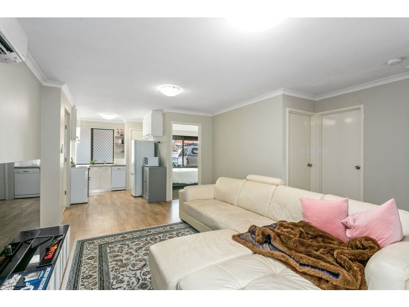 2/11 Goddard Street, Lathlain WA 6100