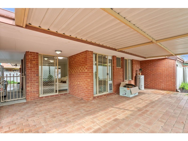 2/11 Goddard Street, Lathlain WA 6100