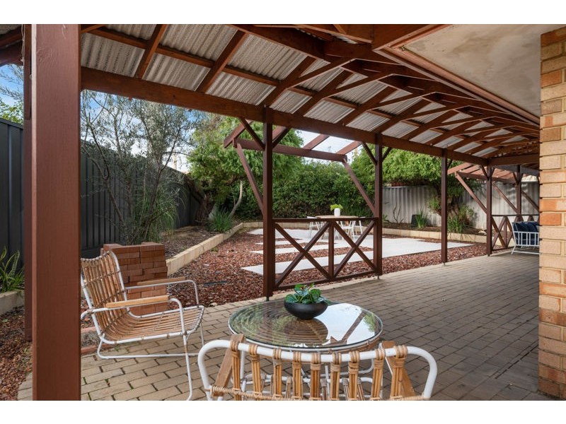 13a Wapengo Close, South Lake WA 6164