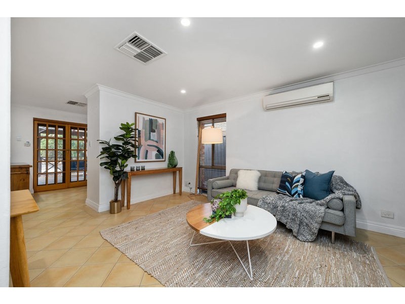 13a Wapengo Close, South Lake WA 6164