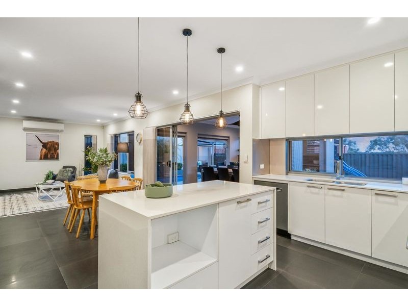 5b Hardy Road, Bassendean WA 6054