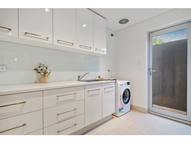 30b Gill Street, East Fremantle WA 6158