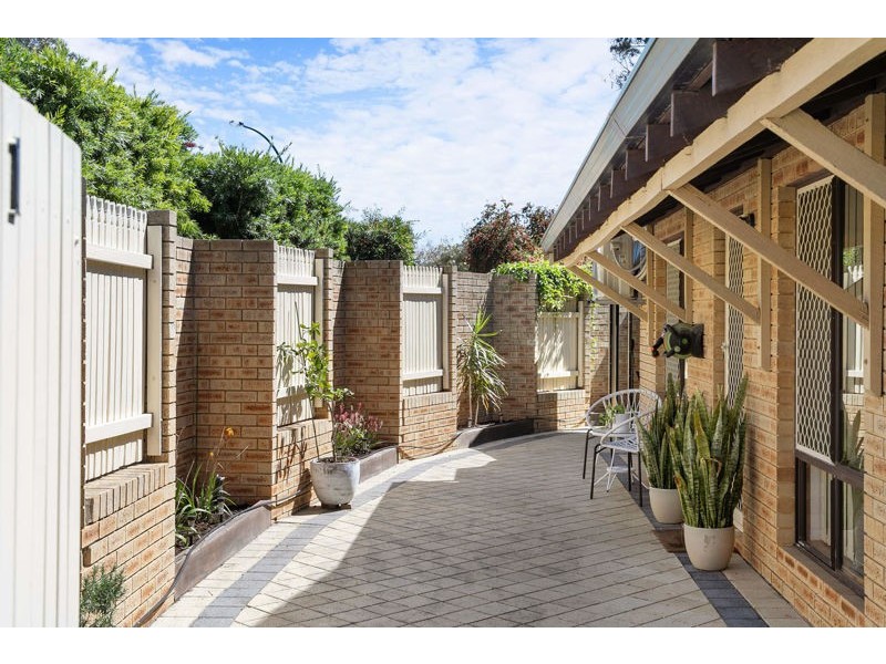 1/14 Axford Street, Como WA 6152