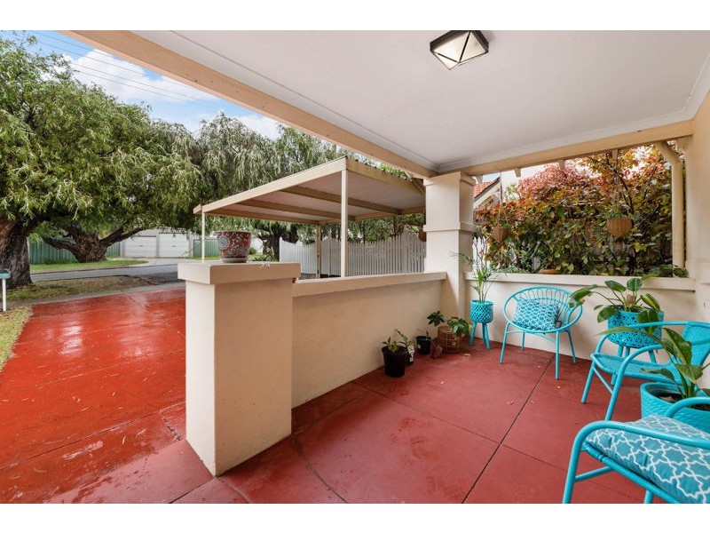 162 Hensman Street, Kensington WA 6151