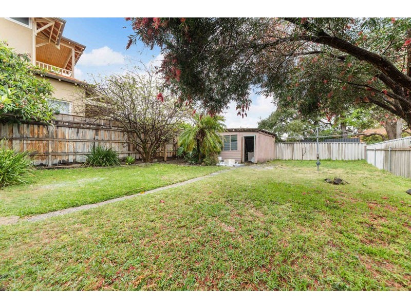 162 Hensman Street, Kensington WA 6151