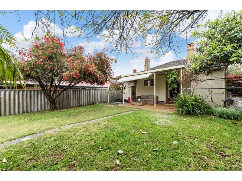 162 Hensman Street, Kensington WA 6151