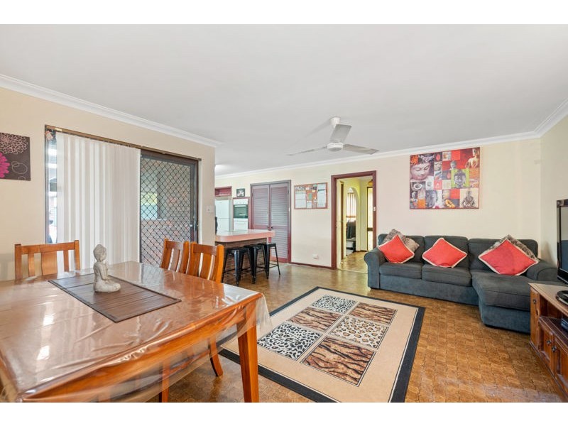 15 Benzie Way, Parkwood WA 6147