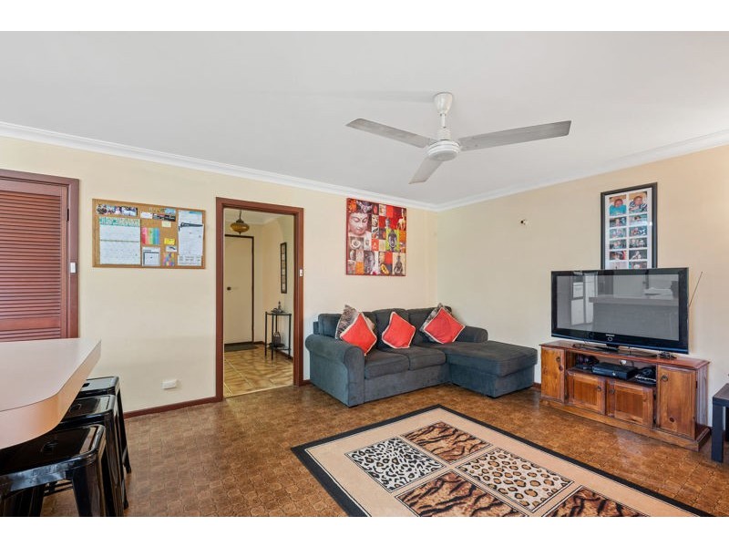 15 Benzie Way, Parkwood WA 6147