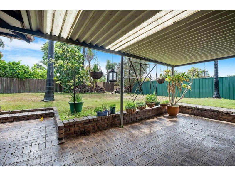 15 Benzie Way, Parkwood WA 6147