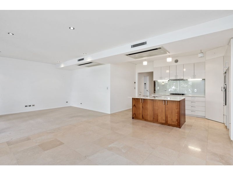 5/13 Tweeddale Road, Applecross WA 6153