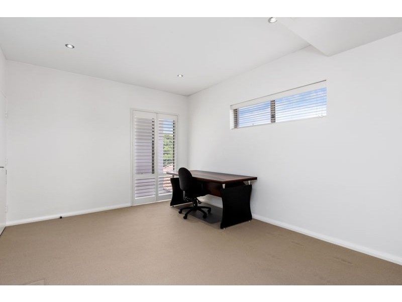 5/13 Tweeddale Road, Applecross WA 6153