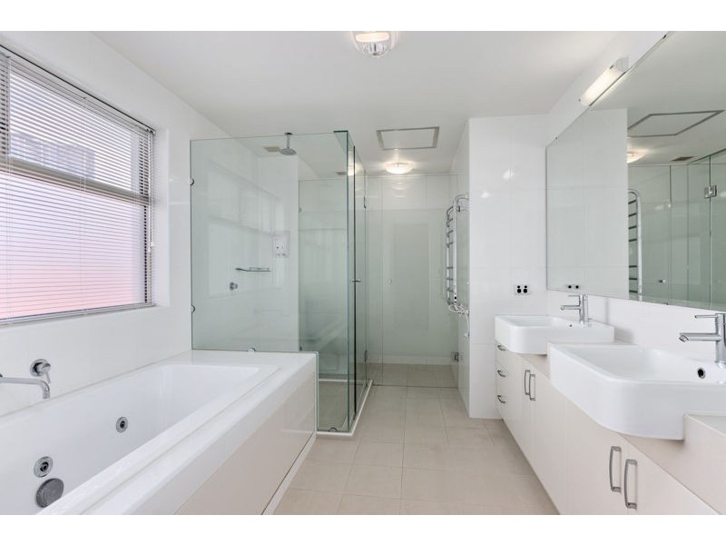 5/13 Tweeddale Road, Applecross WA 6153