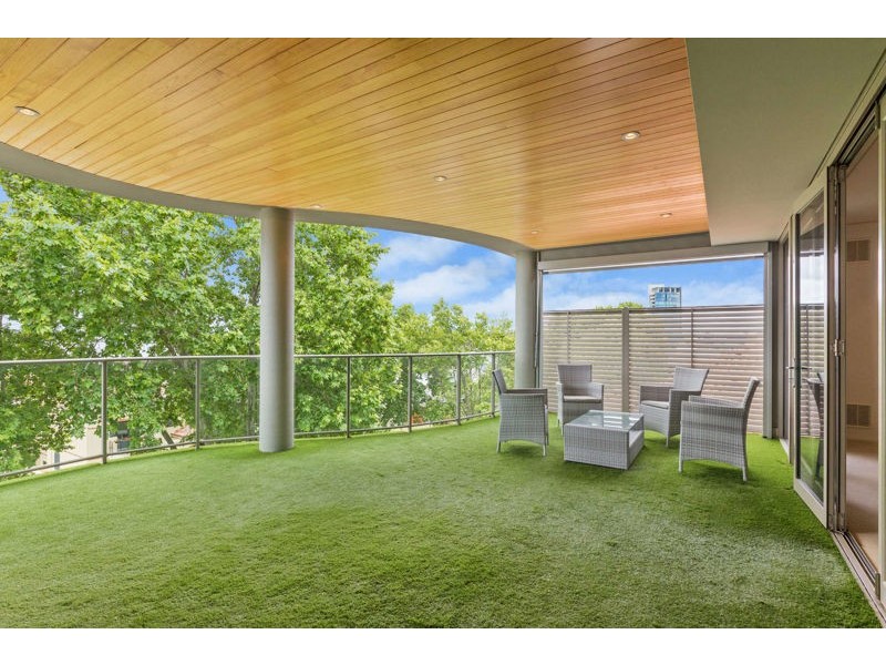 5/13 Tweeddale Road, Applecross WA 6153