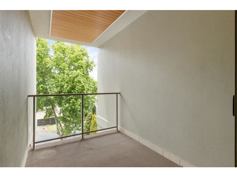 5/13 Tweeddale Road, Applecross WA 6153