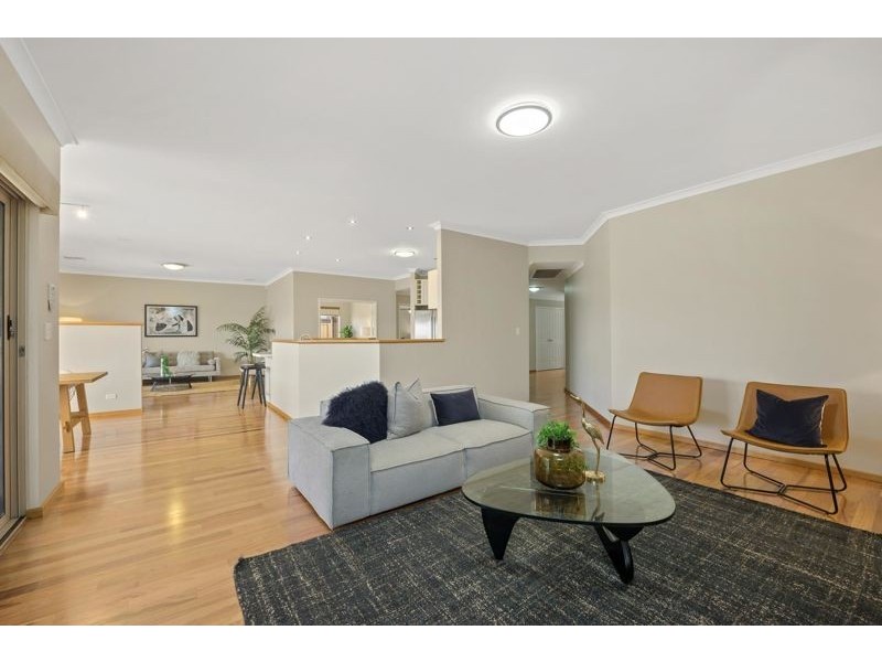 9 Wonil Way, Karawara WA 6152