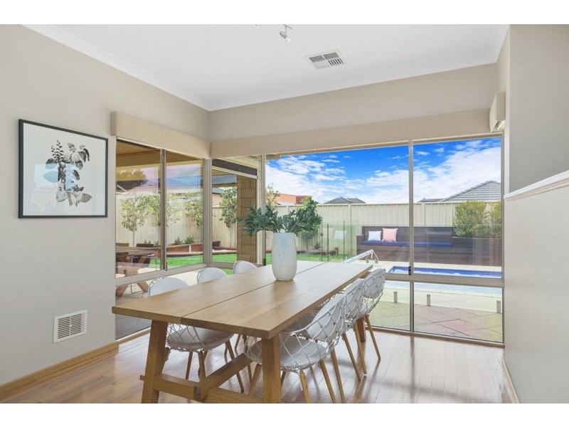 9 Wonil Way, Karawara WA 6152