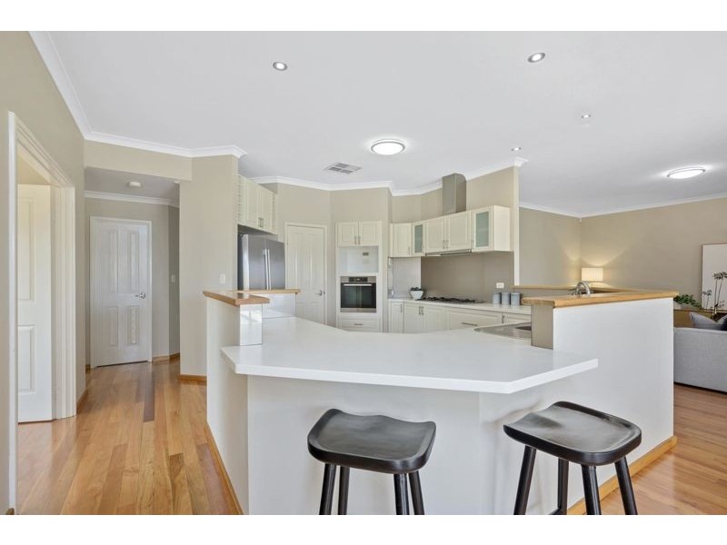 9 Wonil Way, Karawara WA 6152