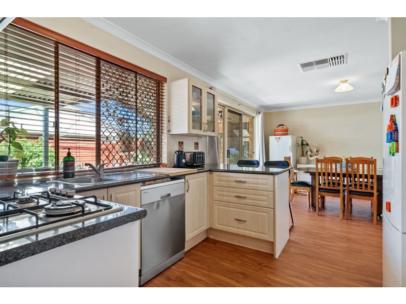 31a Henning Crescent, Manning WA 6152
