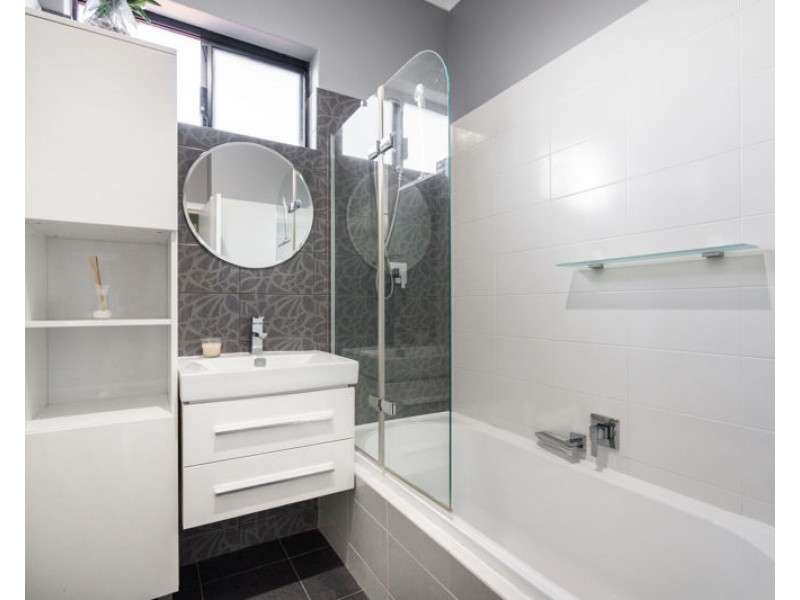 1/70 Strickland Street, South Perth WA 6151