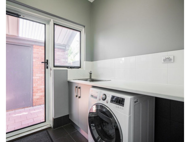 1/70 Strickland Street, South Perth WA 6151