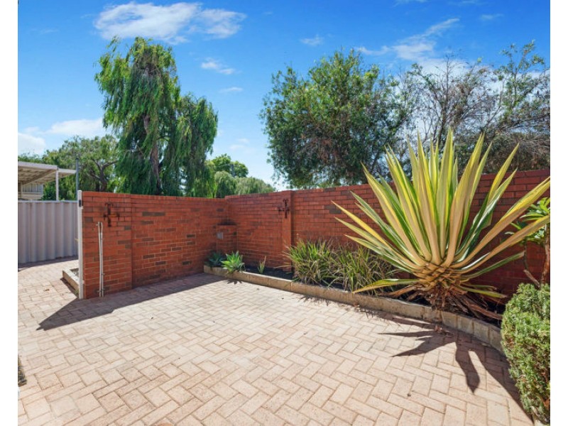 4/15 Pitt Street, St James WA 6102