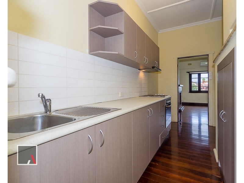 2/60 Elizabeth Street, South Perth WA 6151